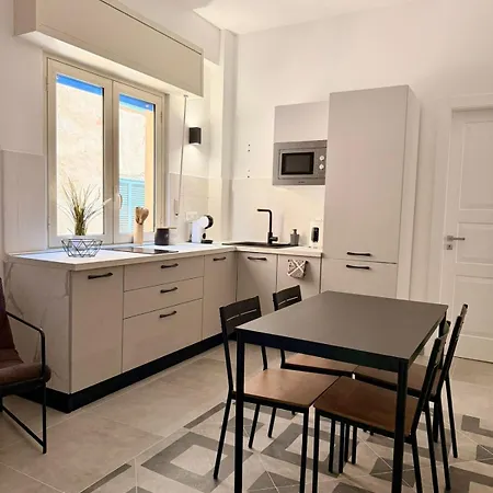 La Casa Delle Parole 1 * Агридженто